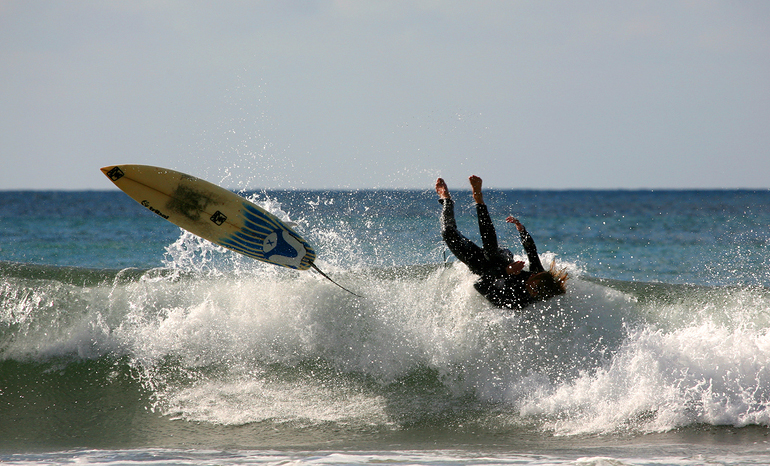 head-first-surfing-wipe-out